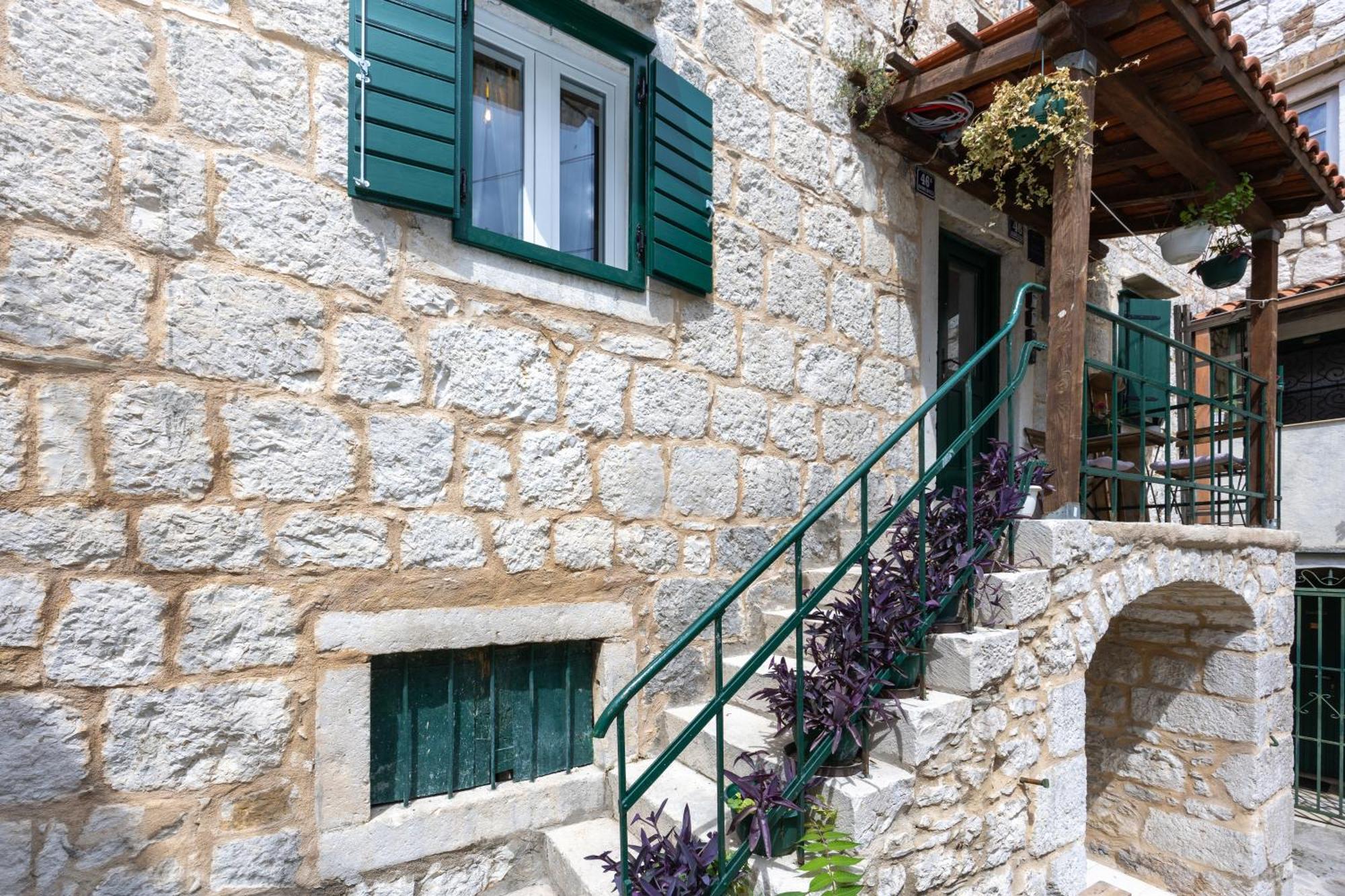 Kruna Apartments Est 2024 Split Exterior photo